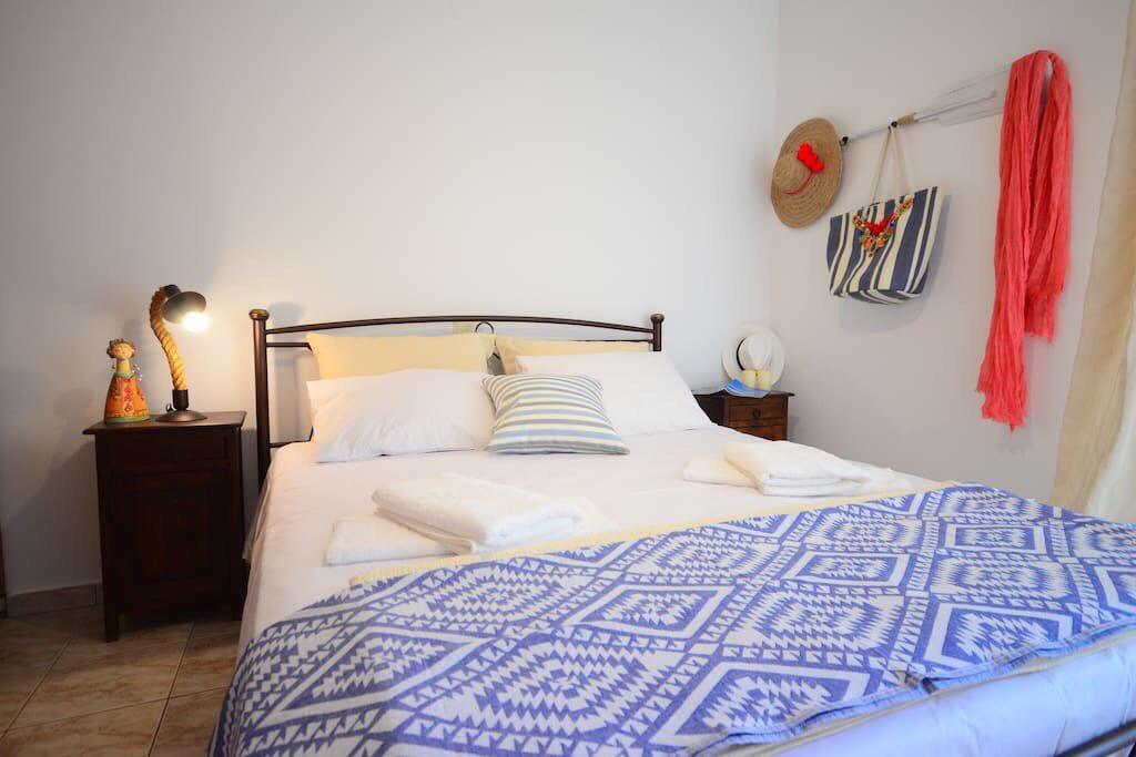 Christina Apartment Kíssamos Екстериор снимка