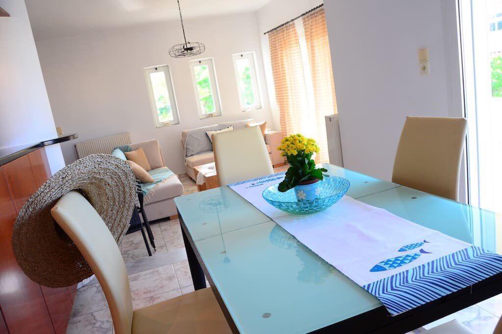 Christina Apartment Kíssamos Екстериор снимка