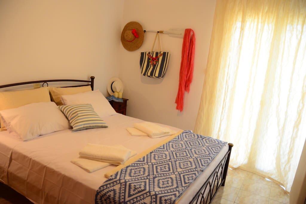 Christina Apartment Kíssamos Екстериор снимка